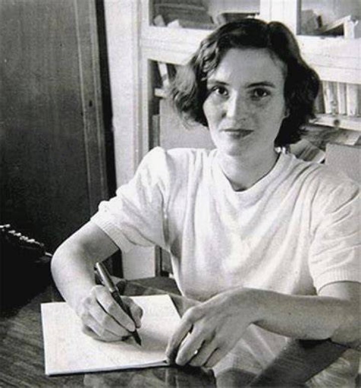 Carmen Laforet Carmen Laforet
