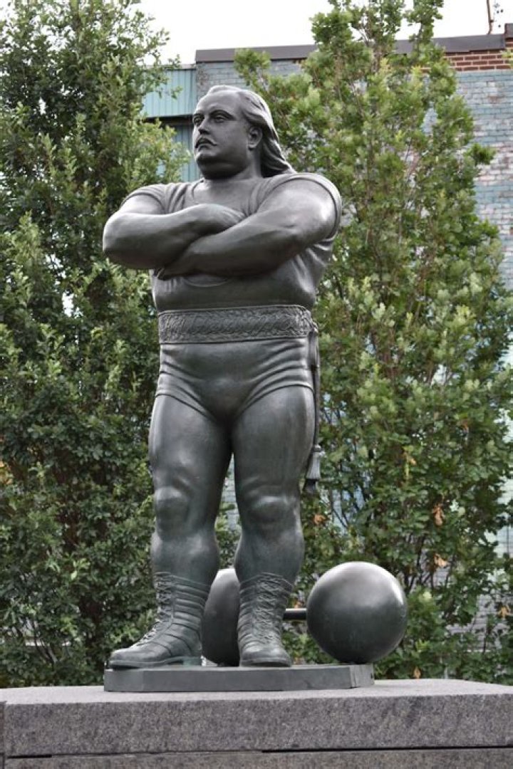 Louis Cyr Louis Cyr