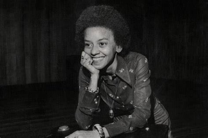Nikki Giovanni Nikki Giovanni