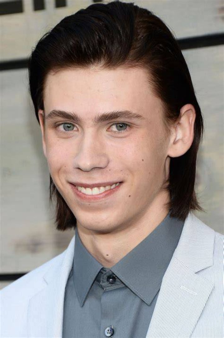 Owen Teague Age, Weight, Height, Measurements