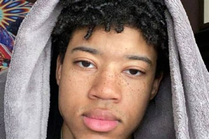 Zach Jelks Biography